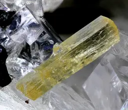 йортдалит