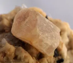 цектцерит