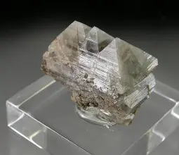 вардит, минерал