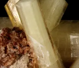 чарлезит